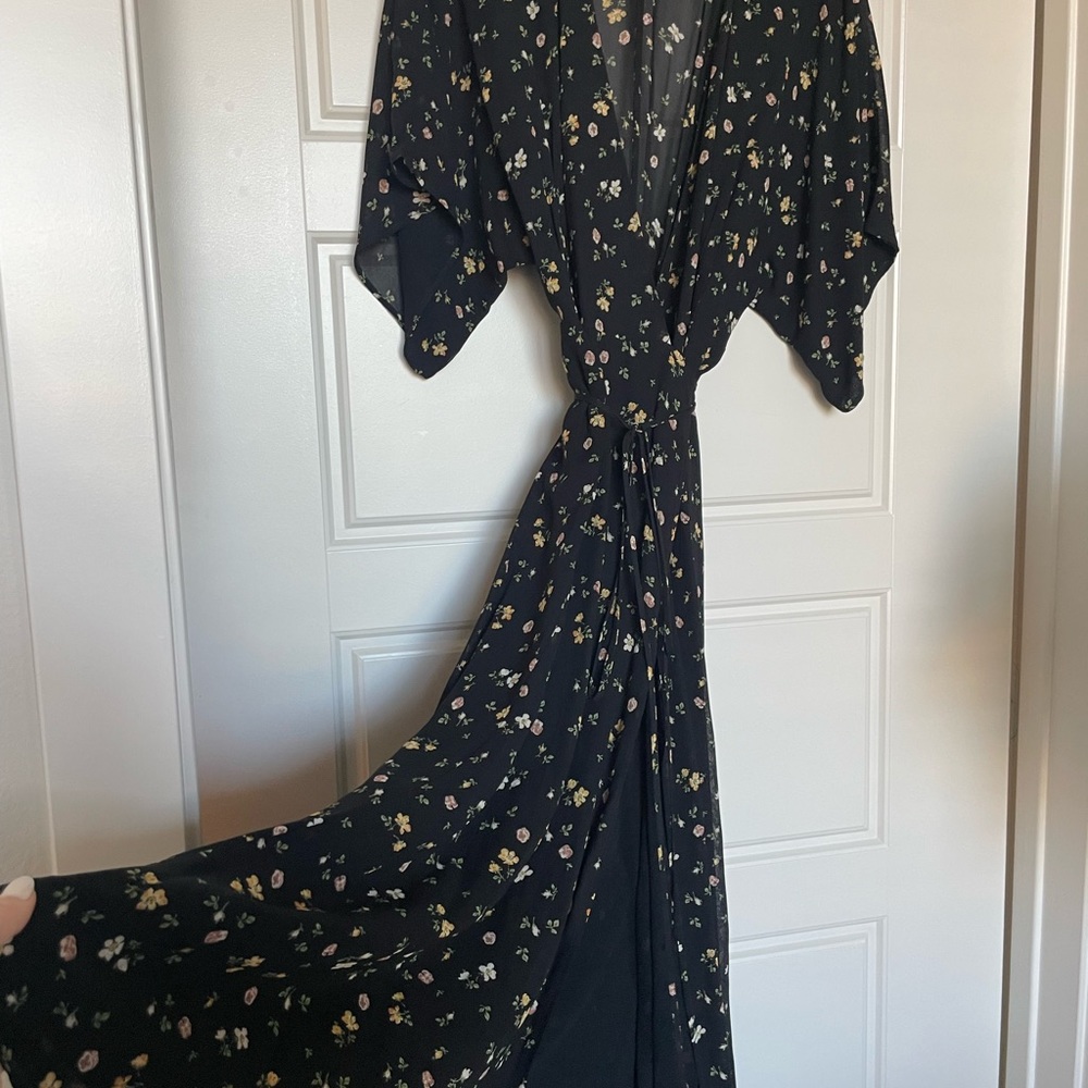 REFORMATION Winslow Black Floral Maxi Wrap Dress Kimono French Girl BOHO M L NEW - Picture 9 of 10